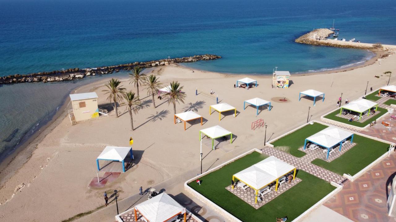 Breezot Yam Hotel Nahariya Exterior photo